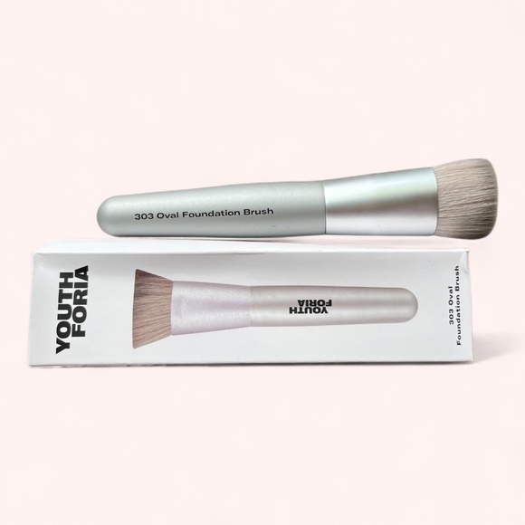 Youthforia 303 Oval Foundation Brush NWT Seamless Blend Face Makeup Tool - Picture 5 of 5